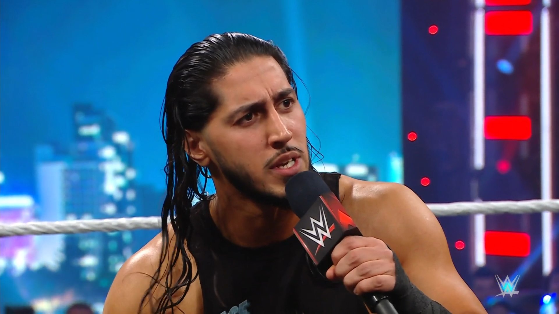Mustafa Ali fala sobre sua situação na WWE