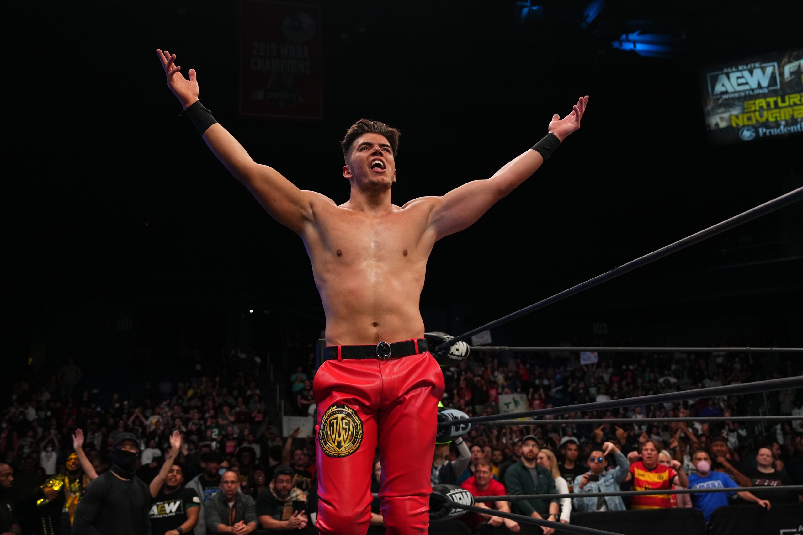 Sammy Guevara durante o main event do Dynamite