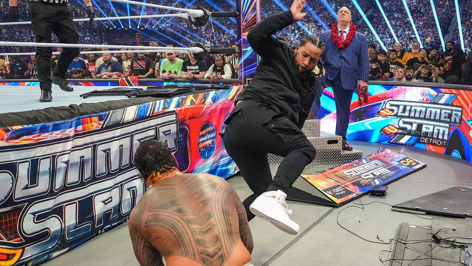 Jimmy Uso trai Jey Uso e Roman Reigns vence no WWE SummerSlam