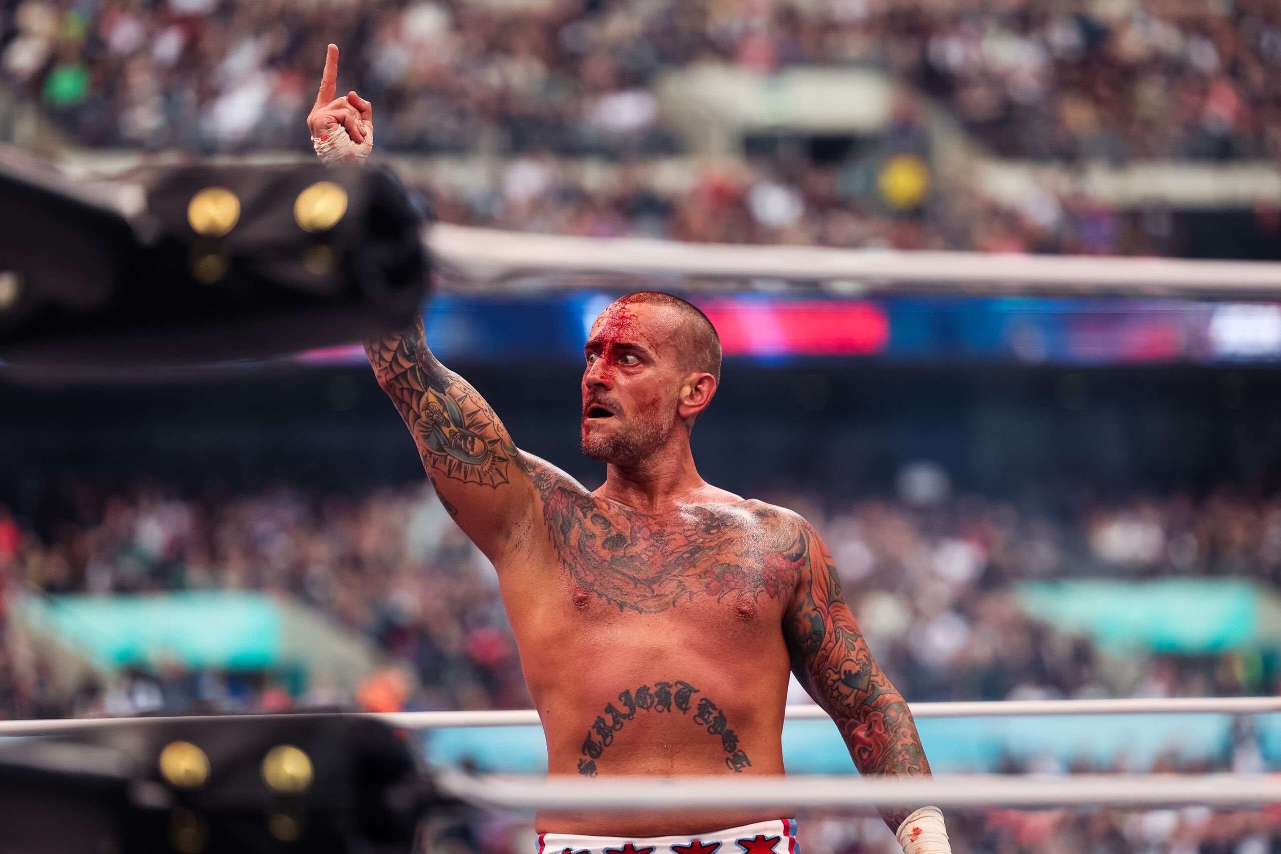 CM Punk e Jack Perry brigaram no AEW All In