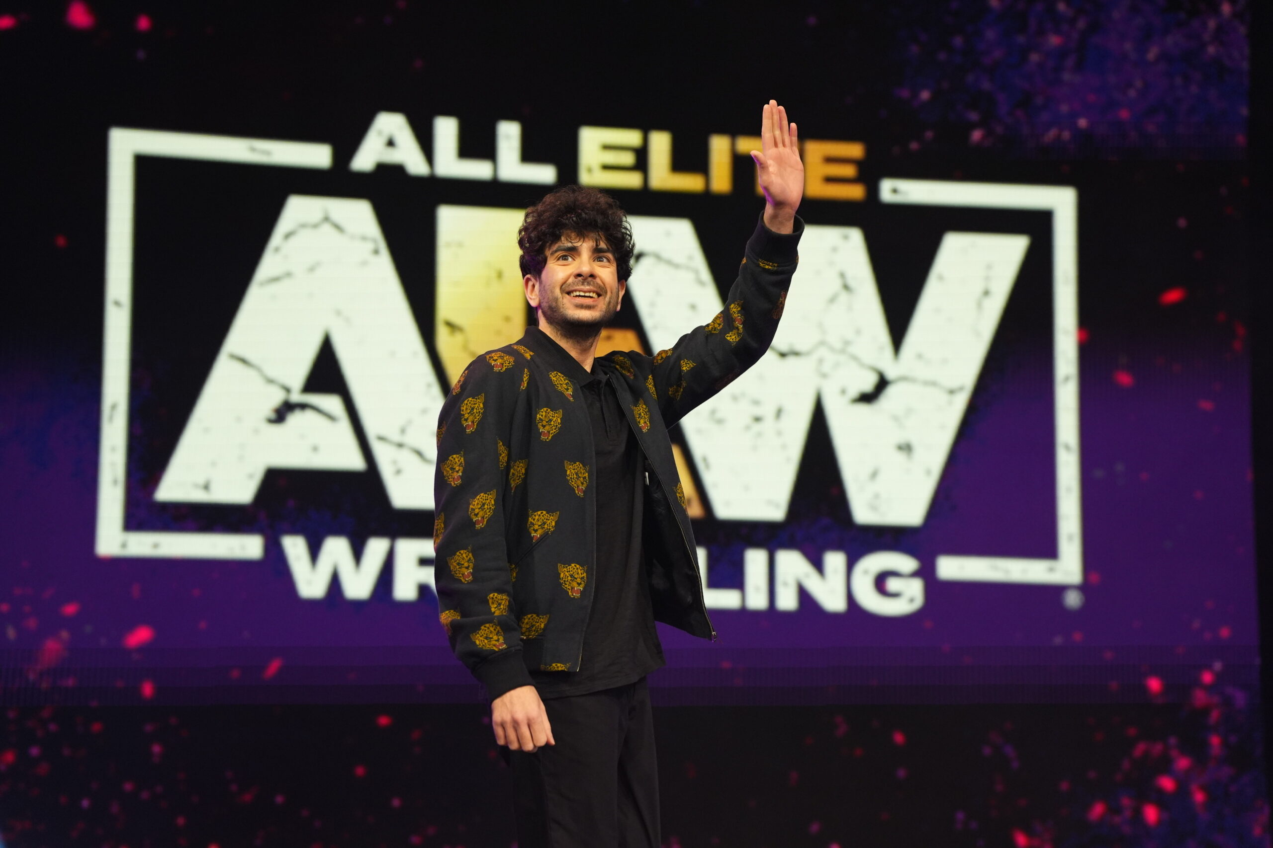 Insatisfação na AEW com booking de Tony Khan para o All In