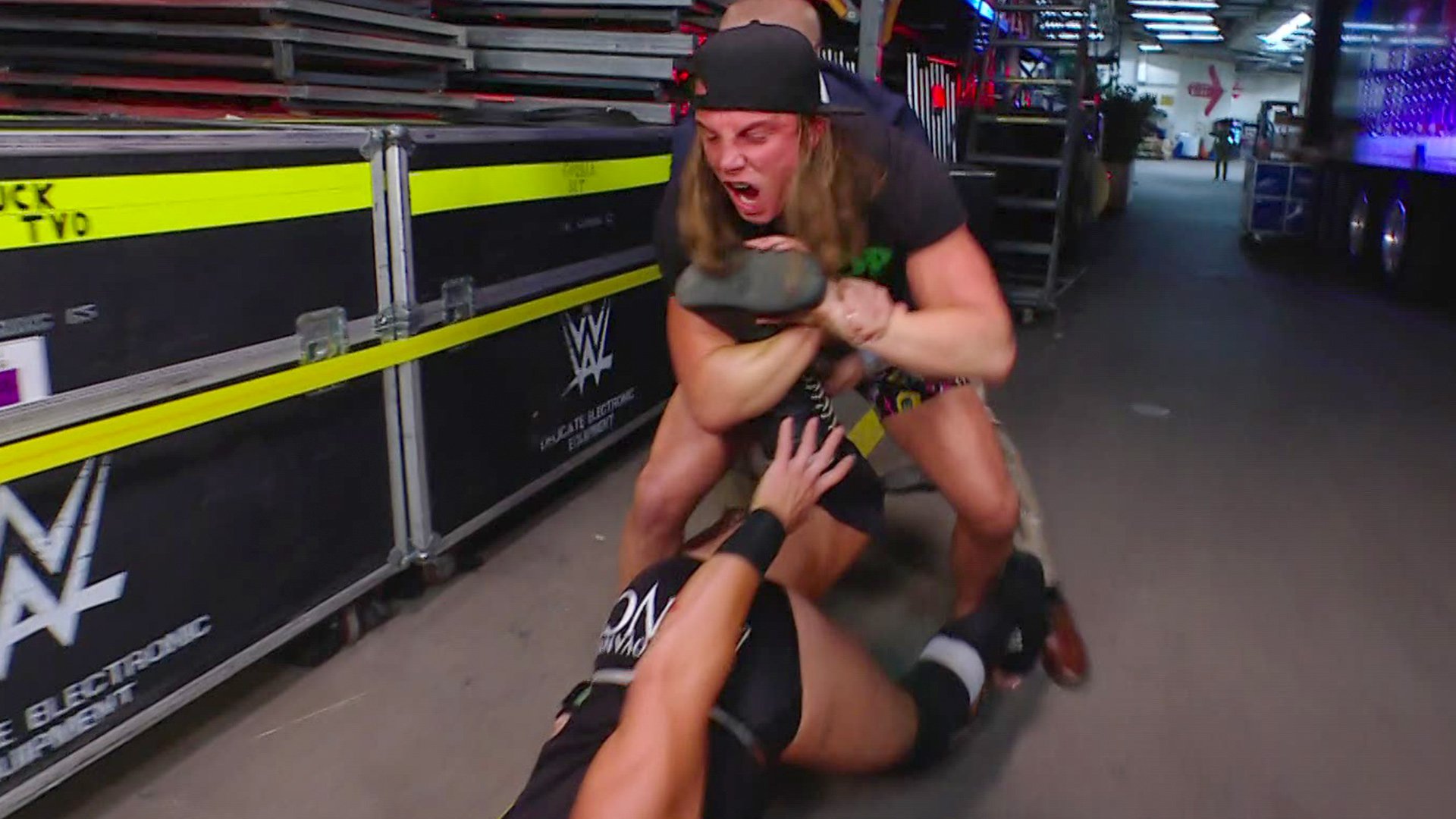 Possível razão para demissão de Matt Riddle da WWE