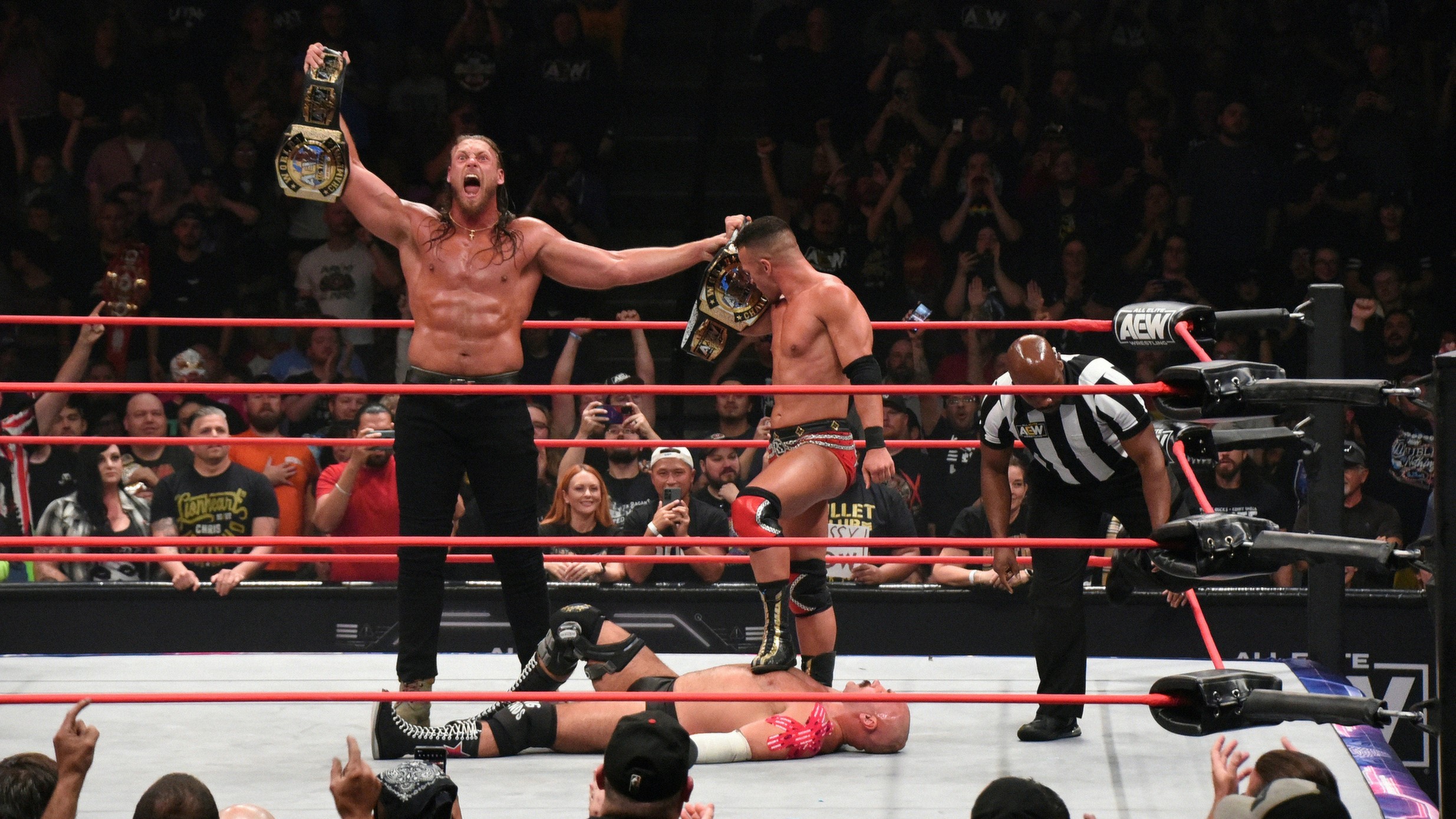 Real razão para FTR perder títulos de duplas da AEW no Collision