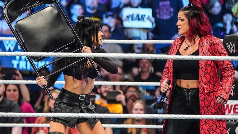 Dakota Kai e Bayley