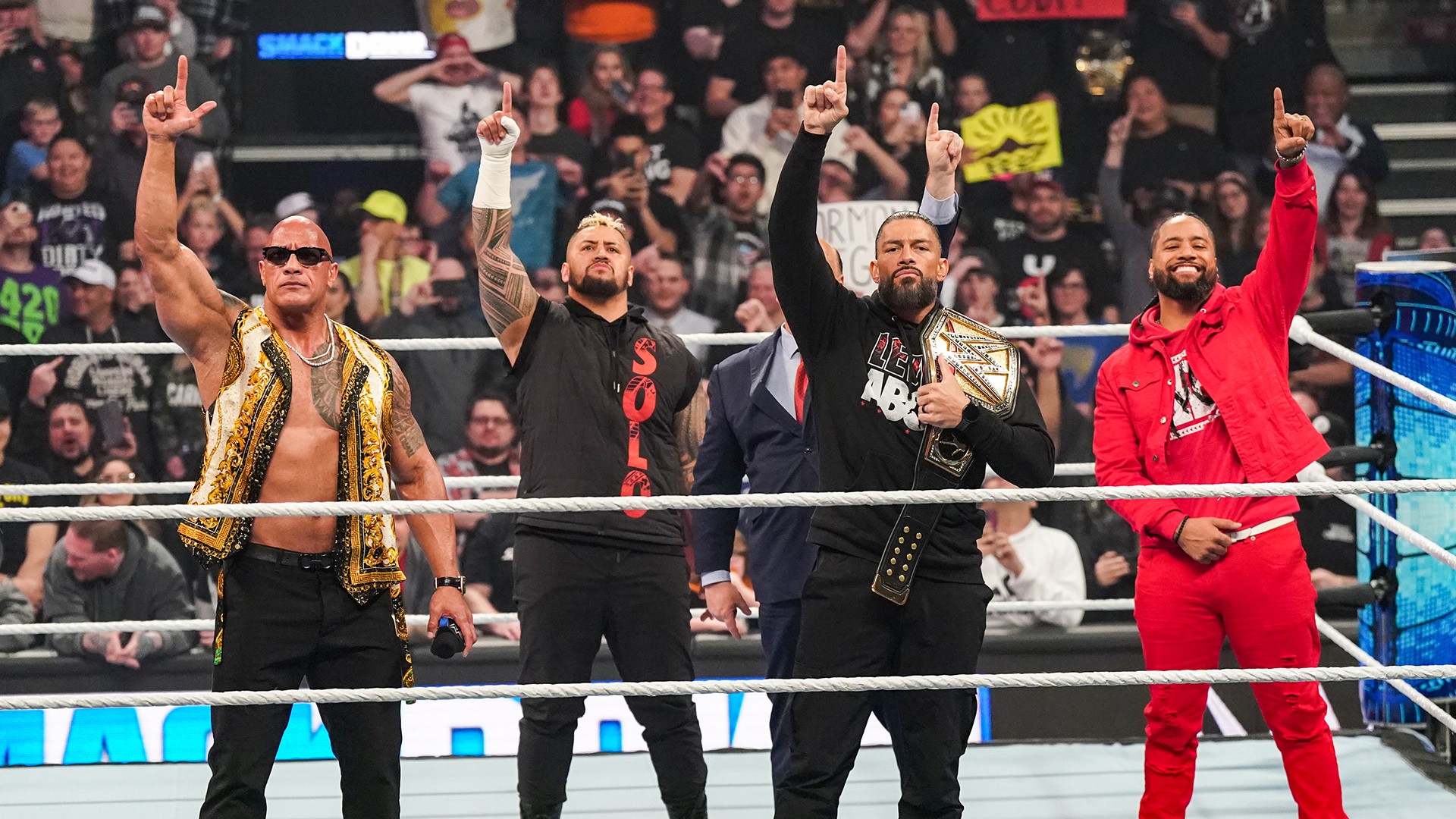 The Rock e Bloodline