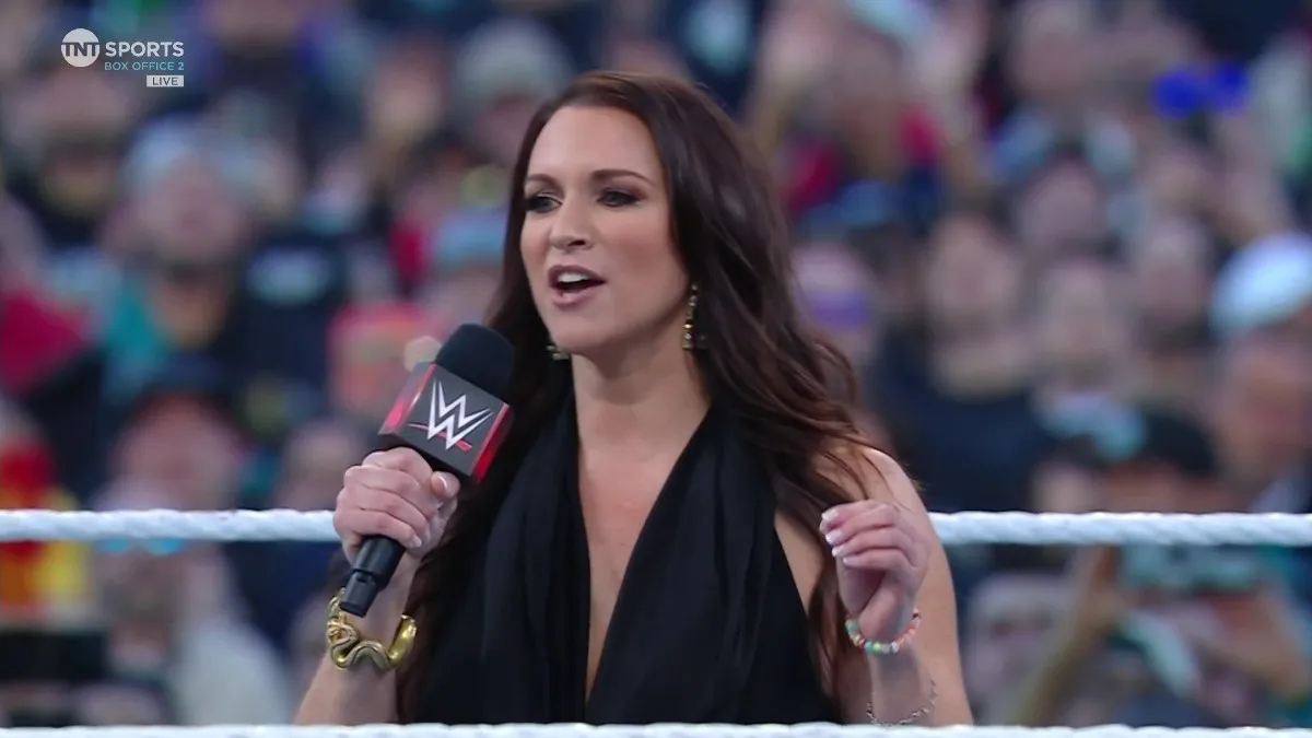 Triple H Stephanie Mcmahon