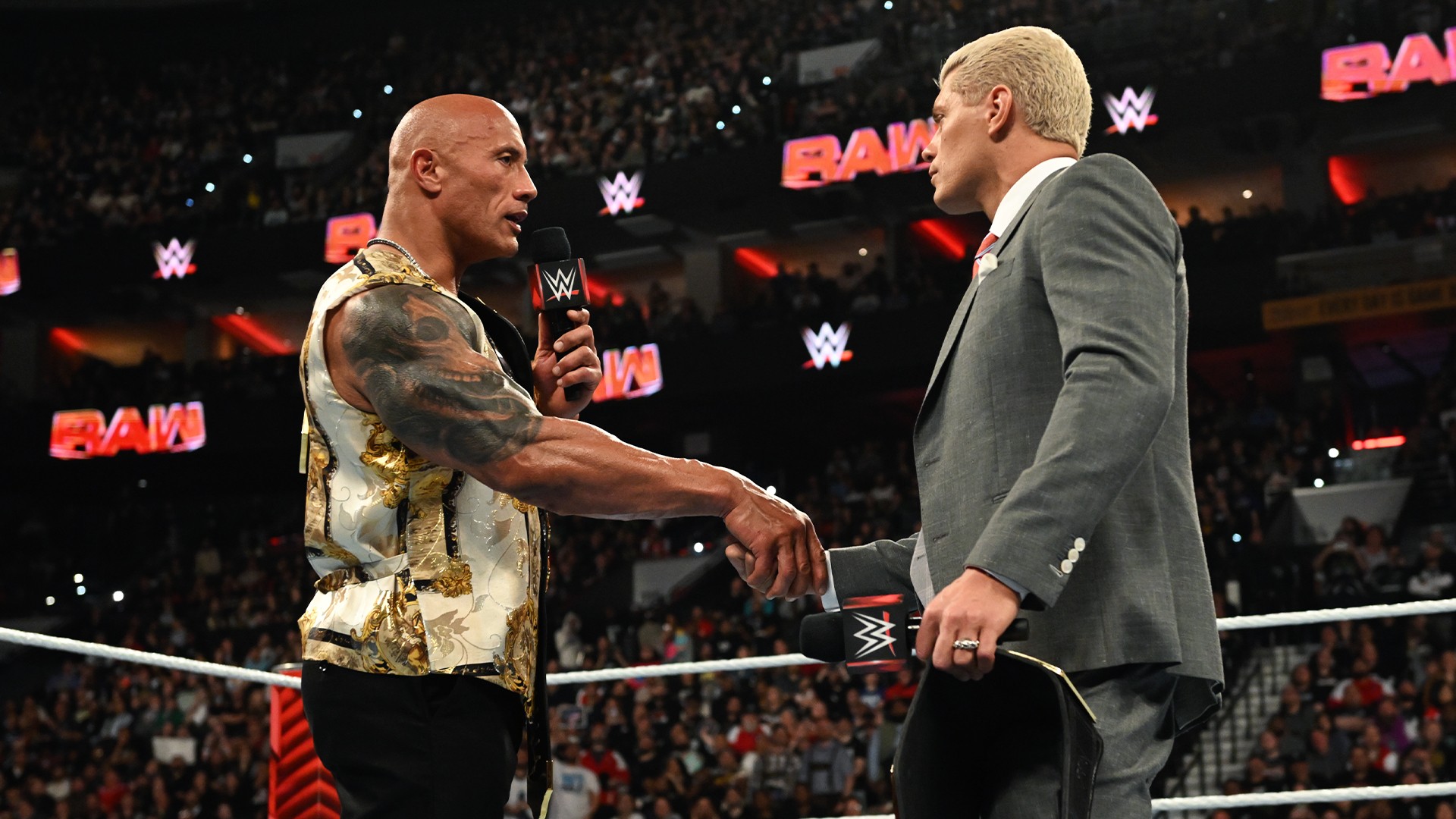 The Rock prometeu retornar à WWE para enfrentar Cody Rhodes