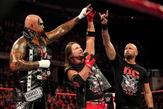 Luke Gallows, AJ Styles e Karl Anderson