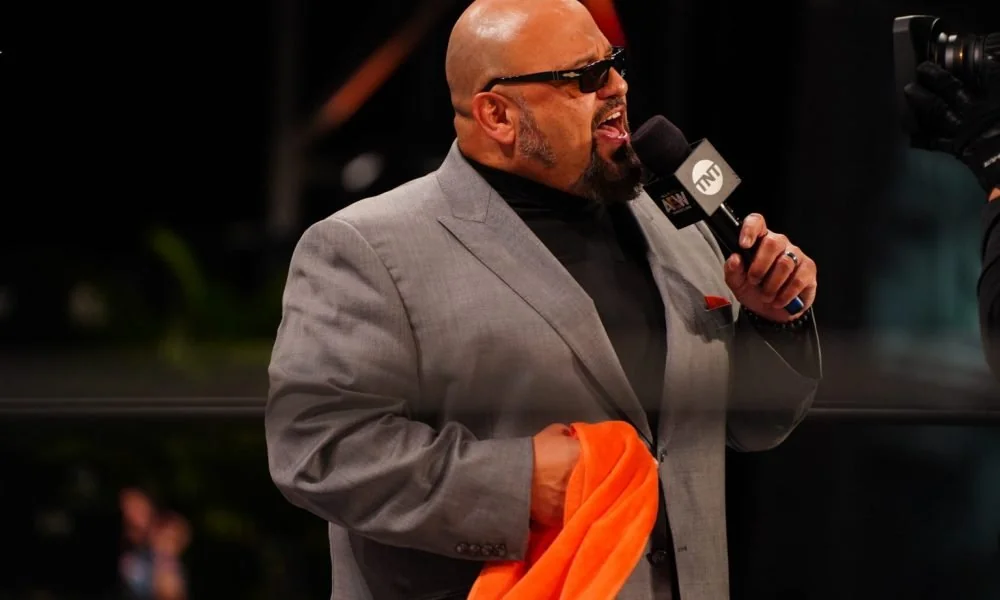 Taz anuncia afastamento temporário do AEW Dynamite