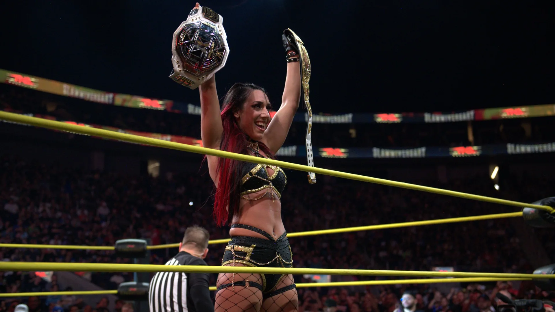 Jacy Jayne faz história no Slammiversary com títulos da TNA e WWE NXT