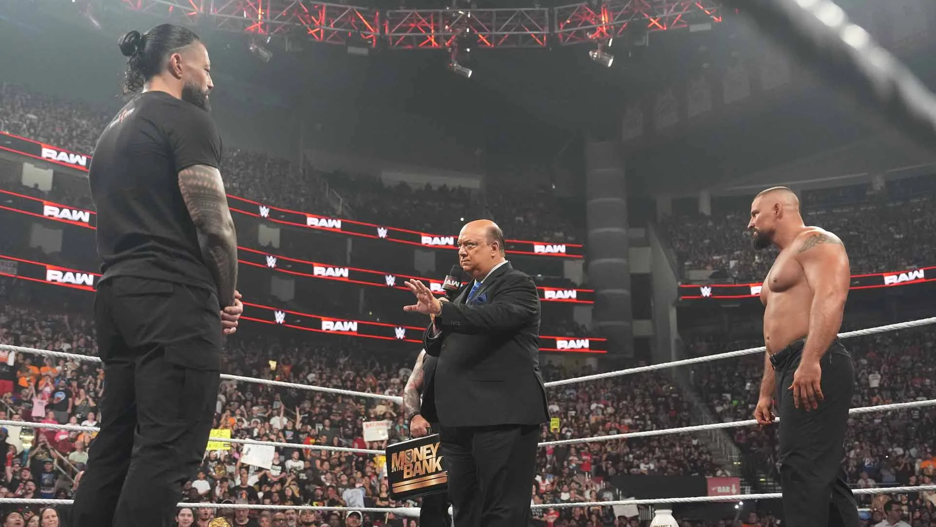 Paul Heyman responde a desafio de Roman Reigns para o WWE SummerSlam