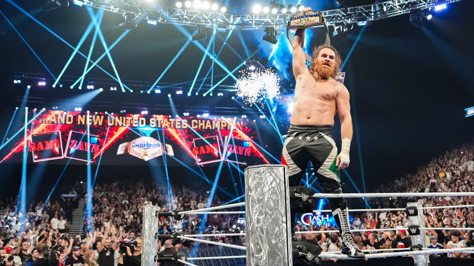 Astro da WWE pode retornar para desafiar Sami Zayn no SmackDown
